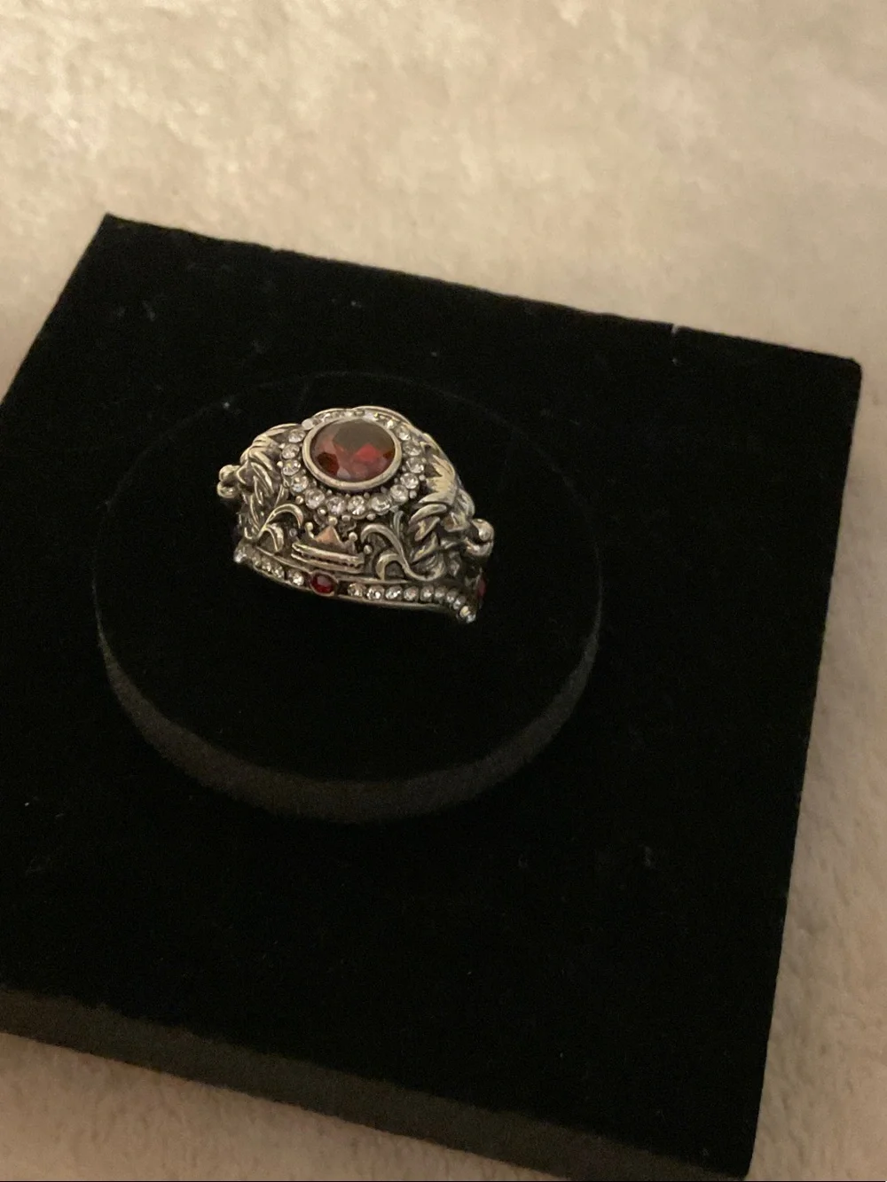 Vintage-Style Sterling Silver Ring with Deep Amber Gemstone